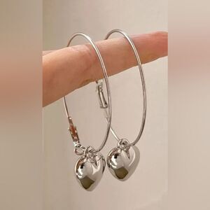 Simple heart loop earrings. Really cute